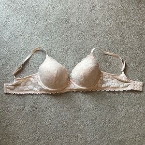 Super cute lace bra!